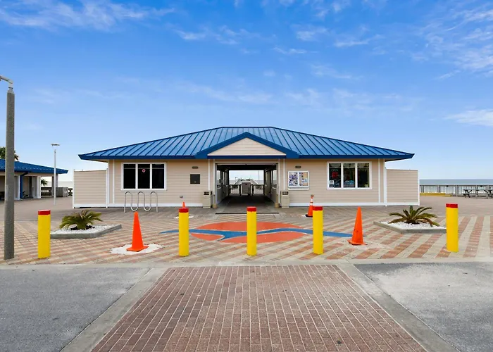 Aquavista Condominiums #206-W By Book That Condo Panama City Beach